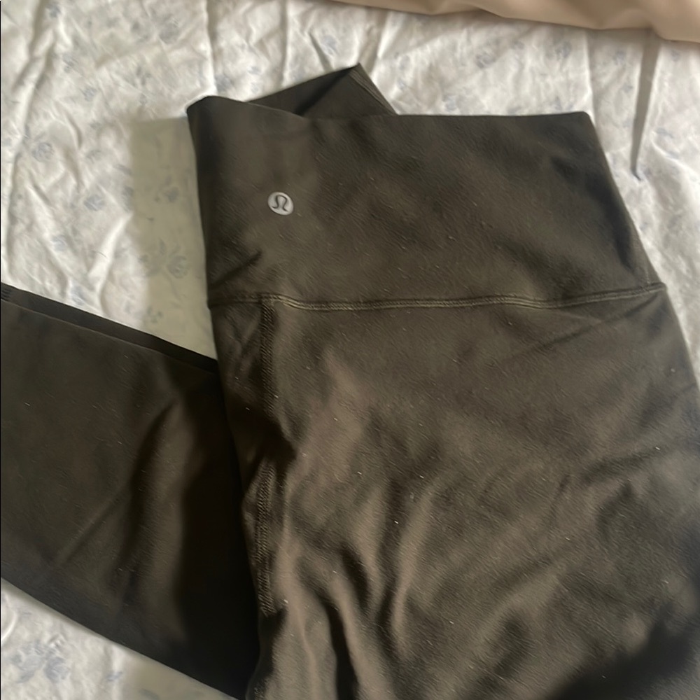 Lululemon Wunder Under 25” leggings